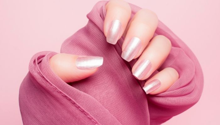 Book Nails Service In-Salon & At Home - Unique Glow App